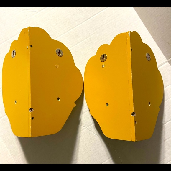 Wooden Baseball Mitt/Glove Corner Shelf Decor - Picture 5 of 5